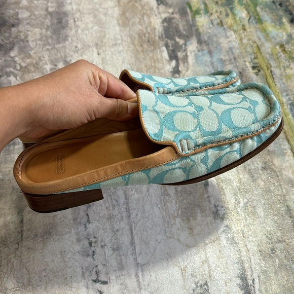 Vintage blue monogrammed Coach slide on shoes sz 8B - Picture 3 of 12